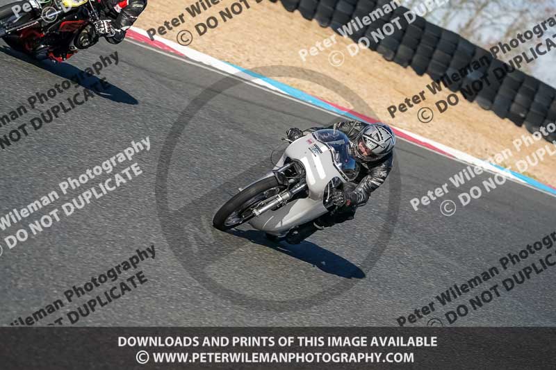 enduro digital images;event digital images;eventdigitalimages;mallory park;mallory park photographs;mallory park trackday;mallory park trackday photographs;no limits trackdays;peter wileman photography;racing digital images;trackday digital images;trackday photos